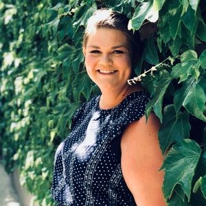 Meet your Posher, Stephanie